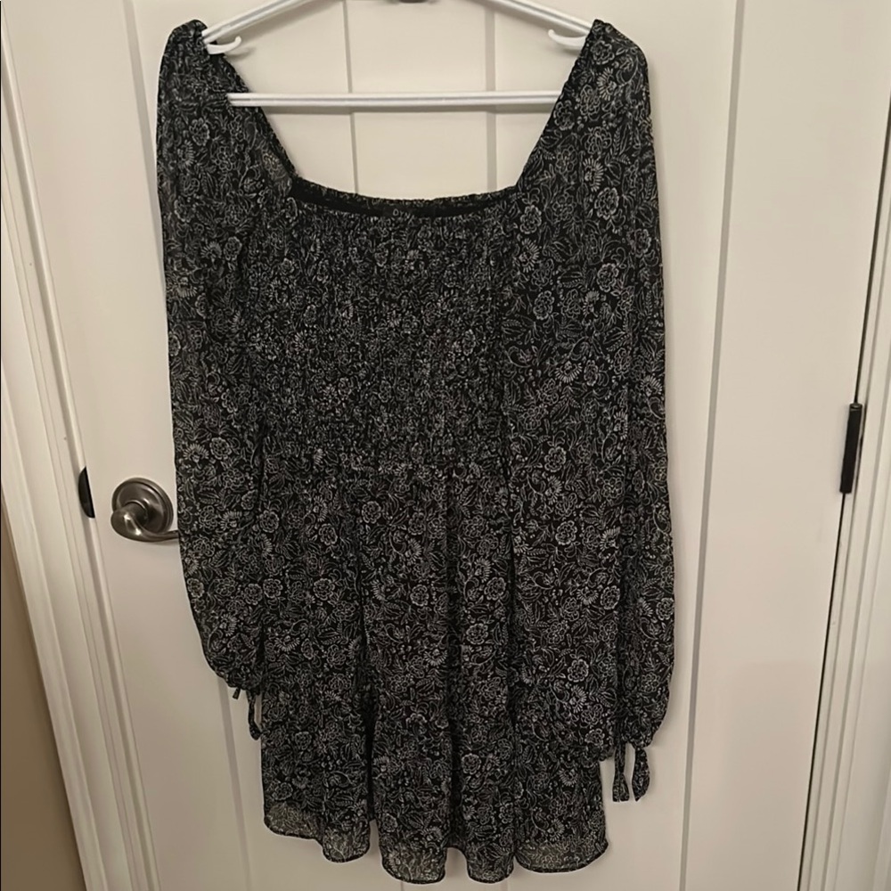 Dynamite Black and White Bishop Sleeve Dress, size S